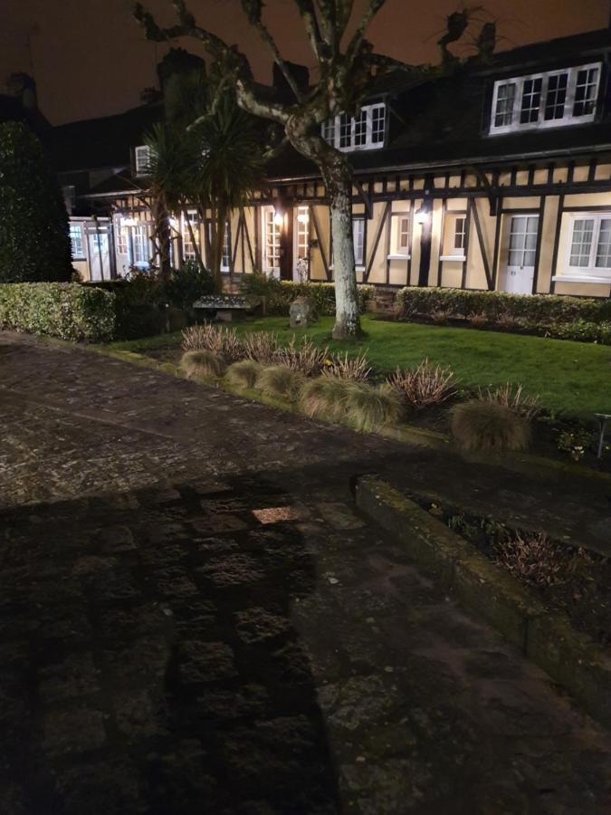 De La Croix D'or Hotel